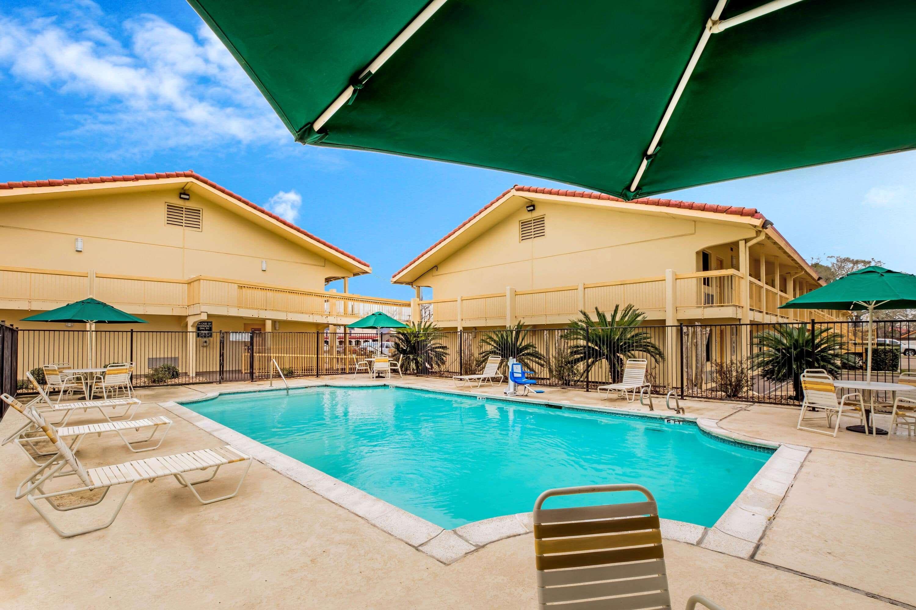 La Quinta Inn By Wyndham Lufkin Bagian luar foto