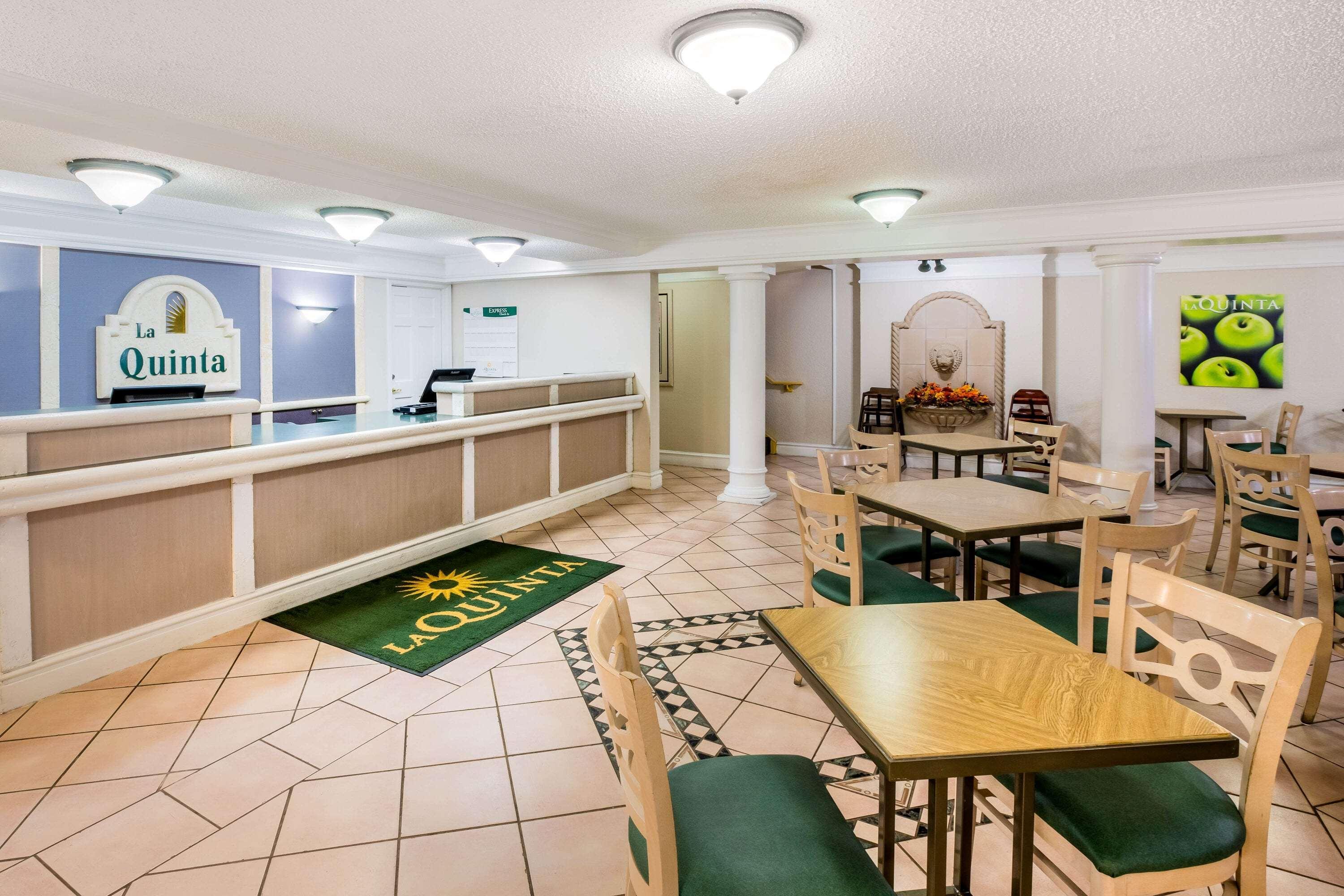 La Quinta Inn By Wyndham Lufkin Bagian luar foto